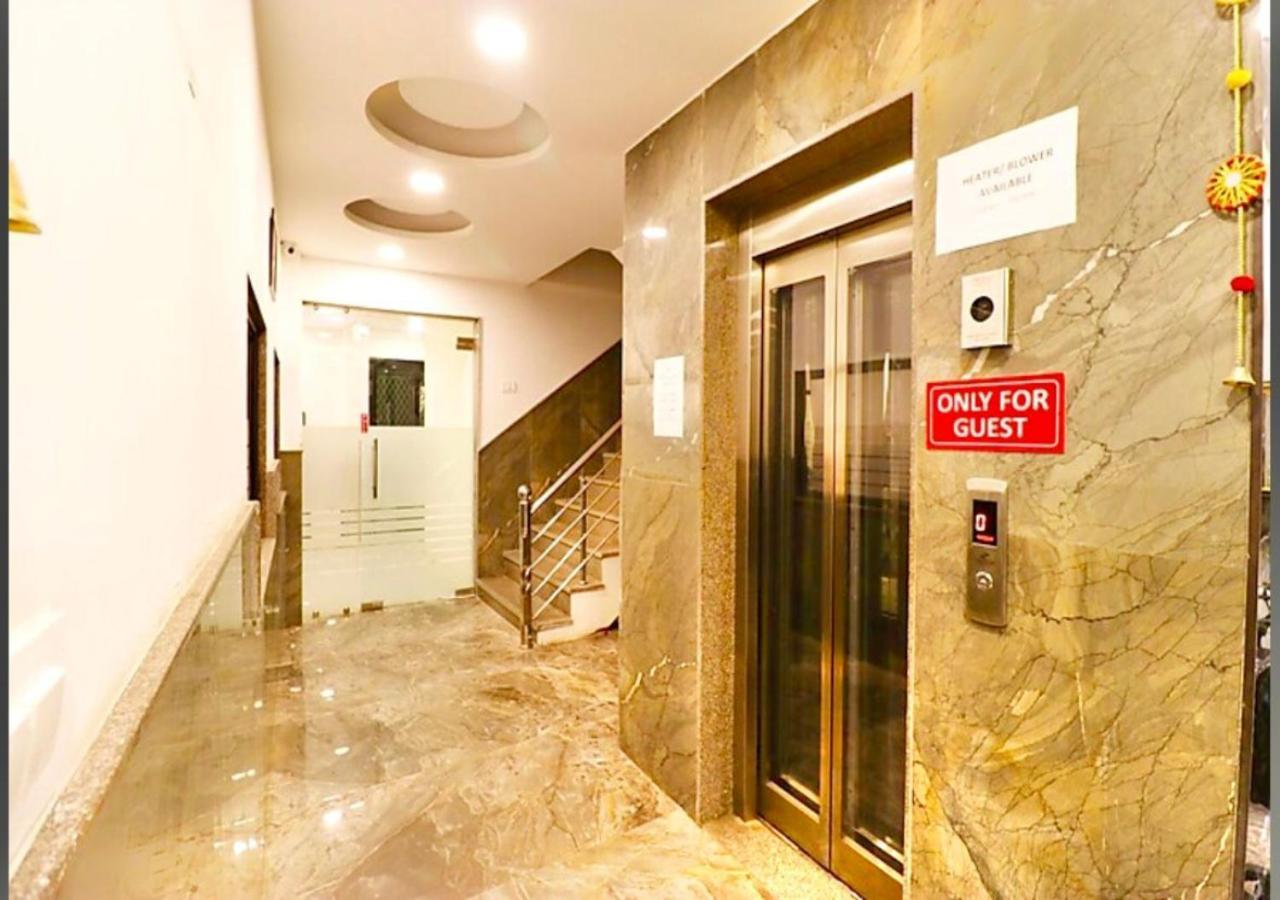 Hotel The Glory Near Delhi International Airport Nova Deli Exterior foto